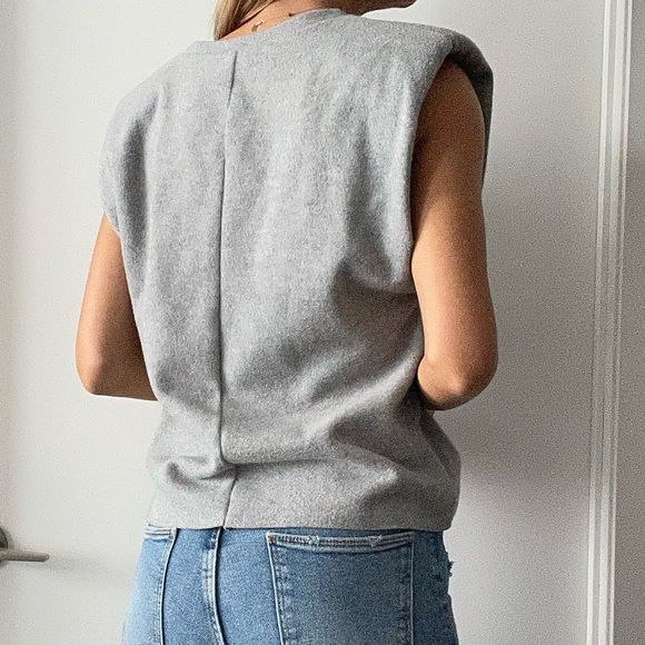 Zara Sweater Tank with Shoulder Pads - Picture 4 of 4